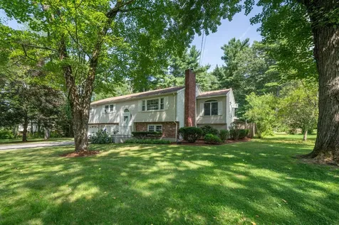 18 Frost Road Derry NH 03038