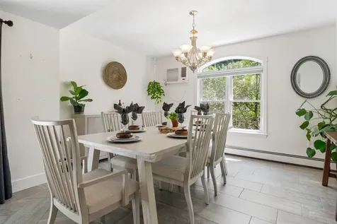 18 Frost Road Derry NH 03038