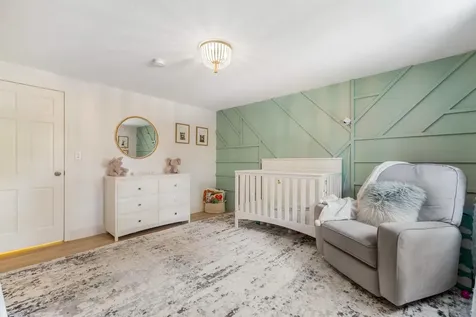 18 Frost Road Derry NH 03038