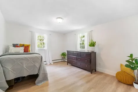 18 Frost Road Derry NH 03038