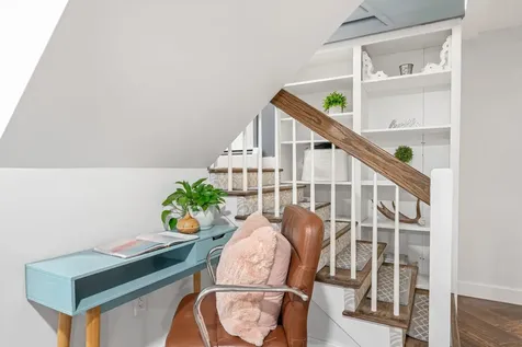 18 Frost Road Derry NH 03038