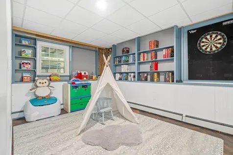 18 Frost Road Derry NH 03038