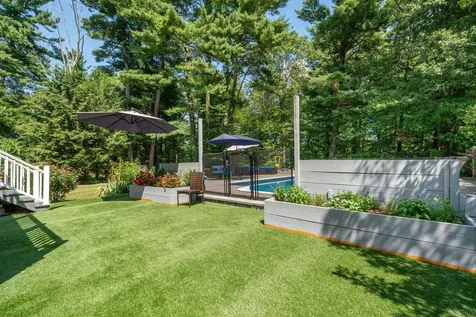 18 Frost Road Derry NH 03038