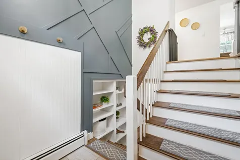 18 Frost Road Derry NH 03038