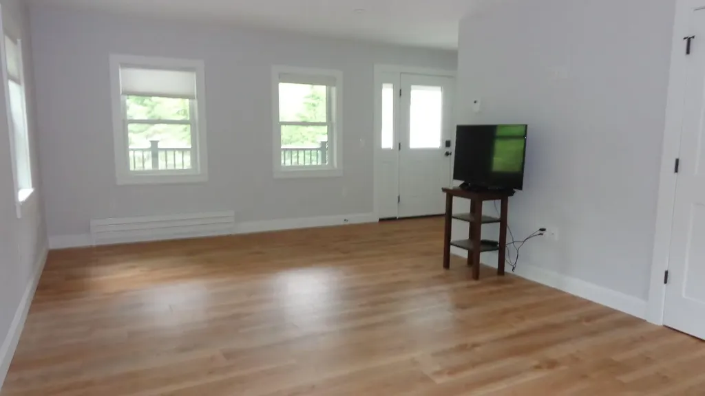 112 Parkside Road New London NH 03257