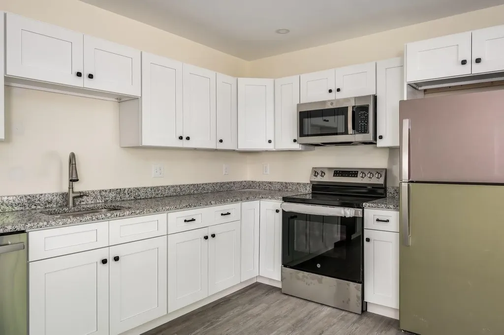 725 Central Avenue Dover NH 03820