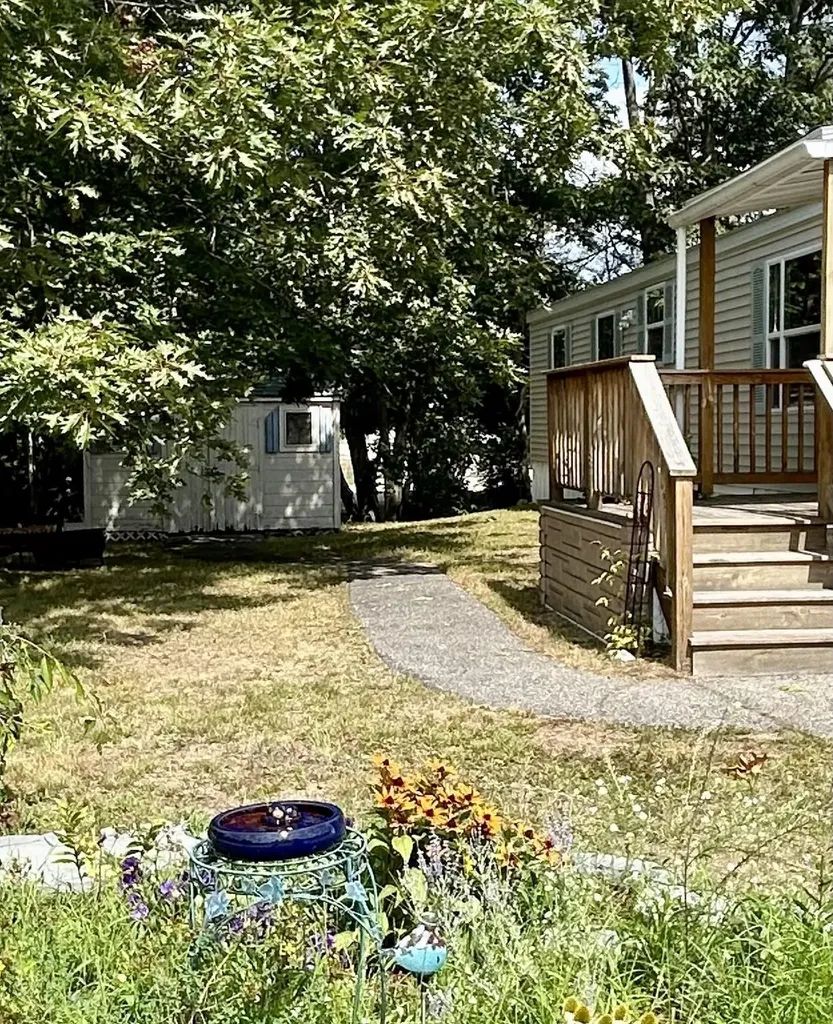 25 West Lane Rochester NH 03867