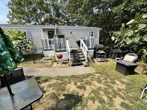 25 West Lane Rochester NH 03867
