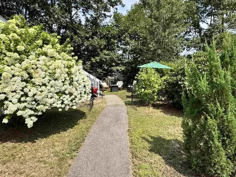25 West Lane Rochester NH 03867