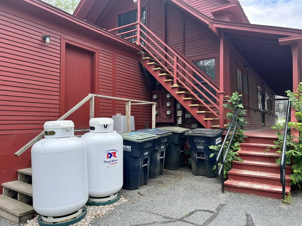 7868 Pomfret Road Pomfret VT 05053