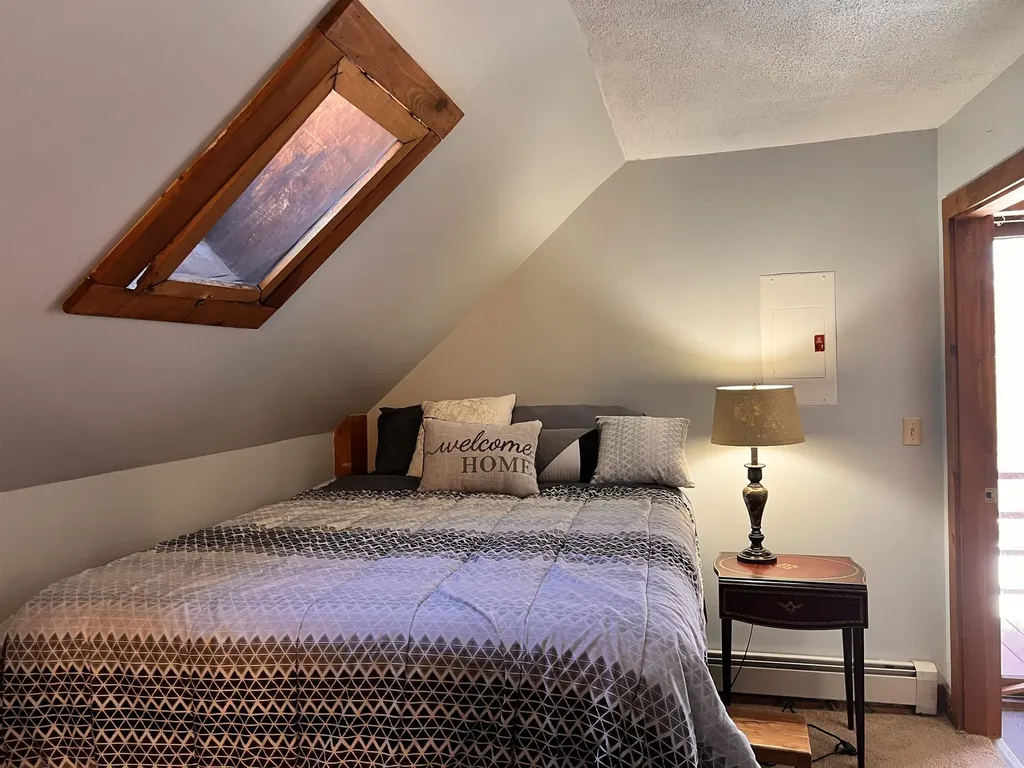 7868 Pomfret Road Pomfret VT 05053