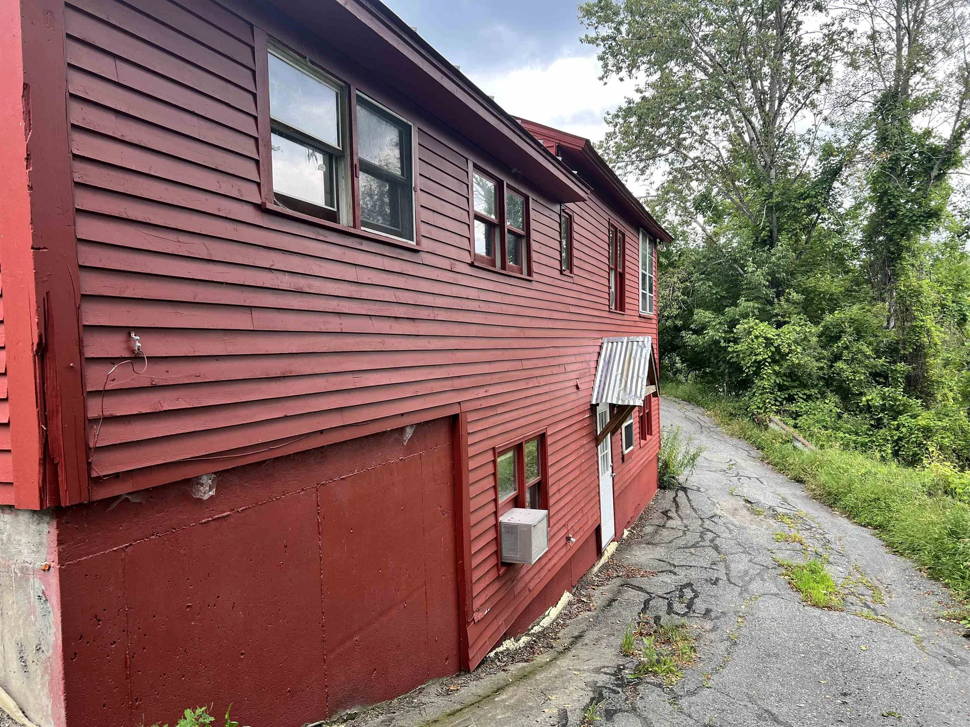 7868 Pomfret Road Pomfret VT 05053