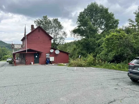 7868 Pomfret Road Pomfret VT 05053