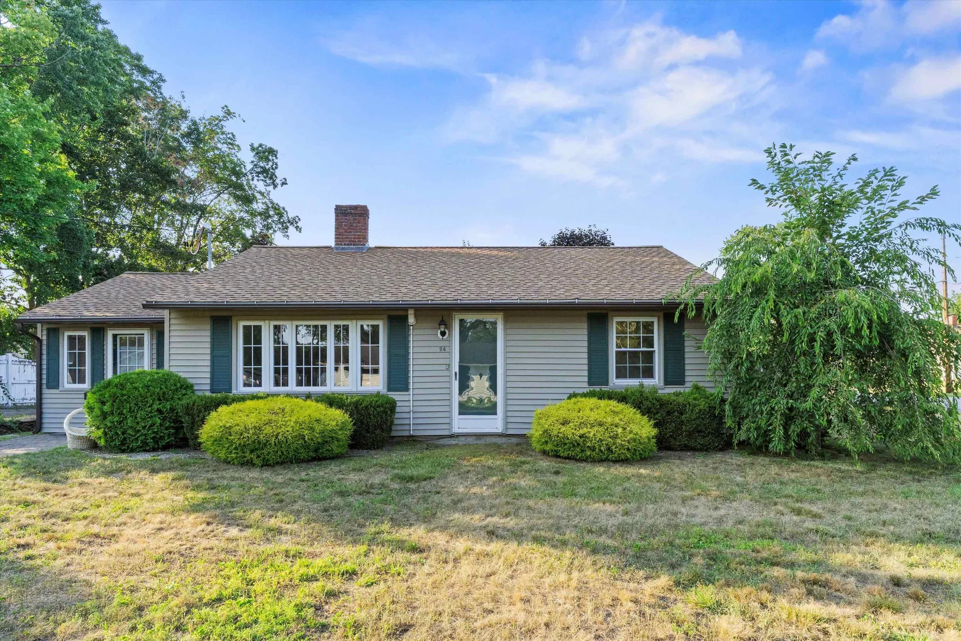 24 Cornell Road Nashua NH 03064