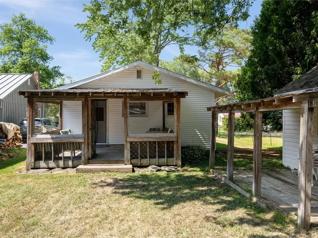 33 Campano Drive Georgia VT 05478