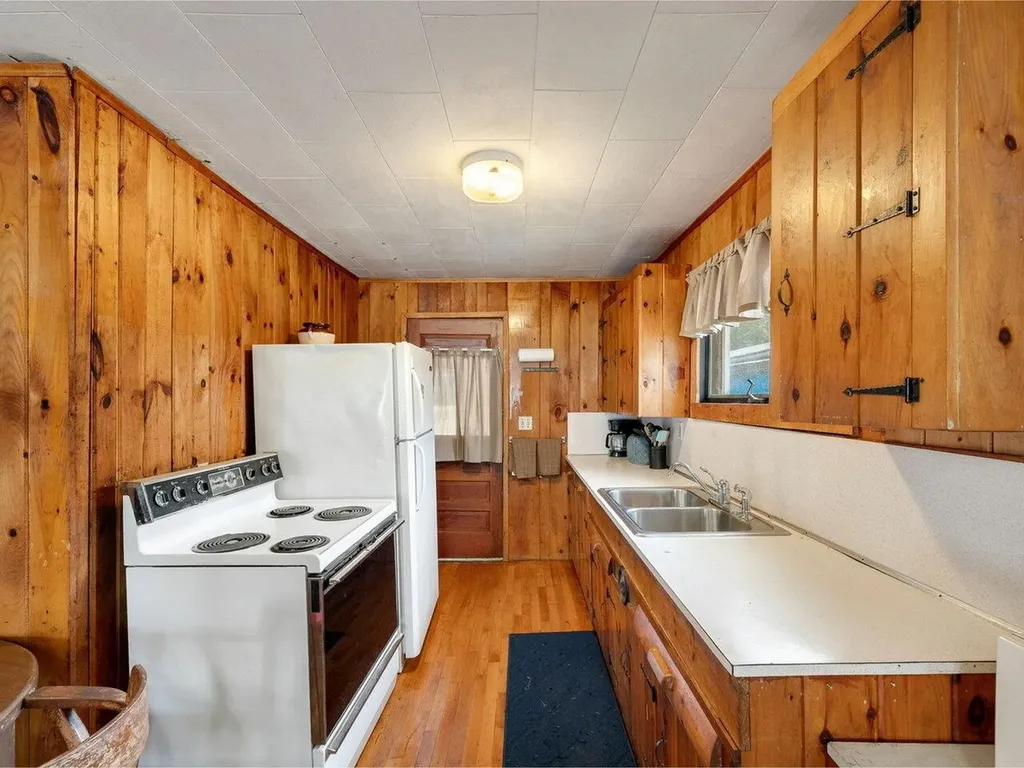 33 Campano Drive Georgia VT 05478