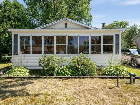 33 Campano Drive Georgia VT 05478