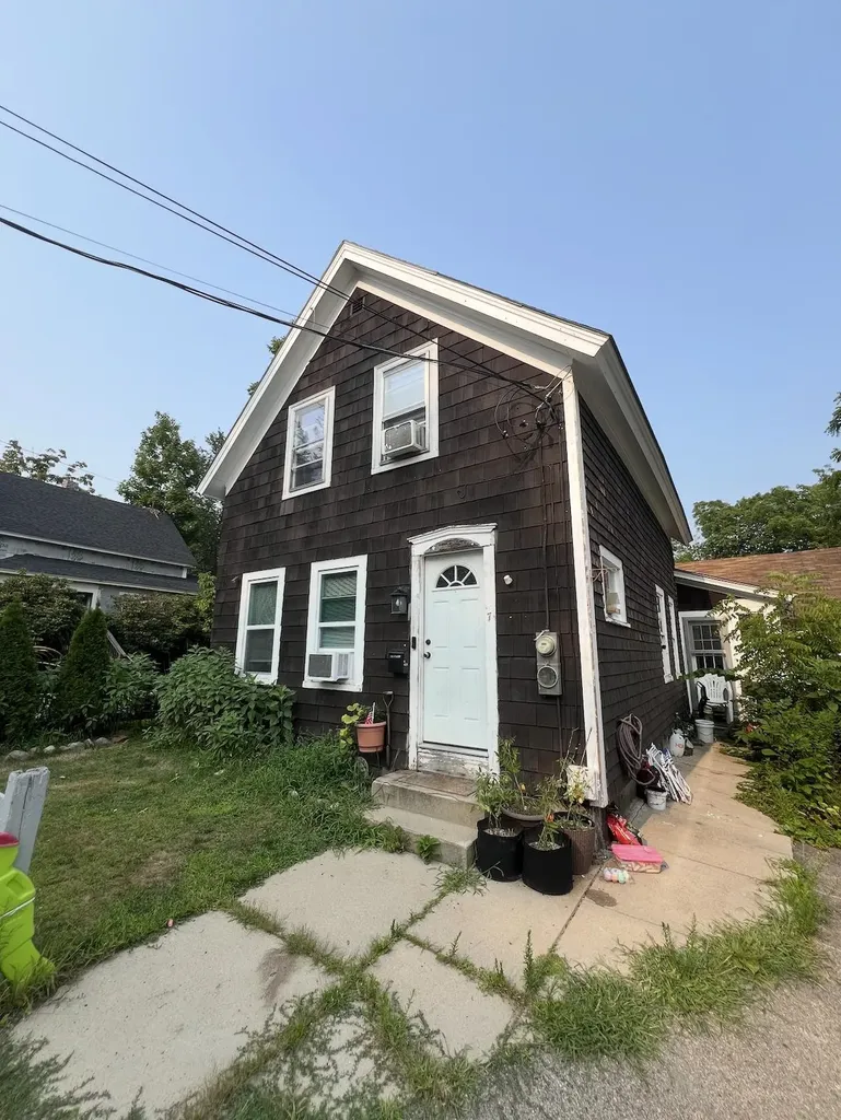 7 Glen Street Farmington NH 03835