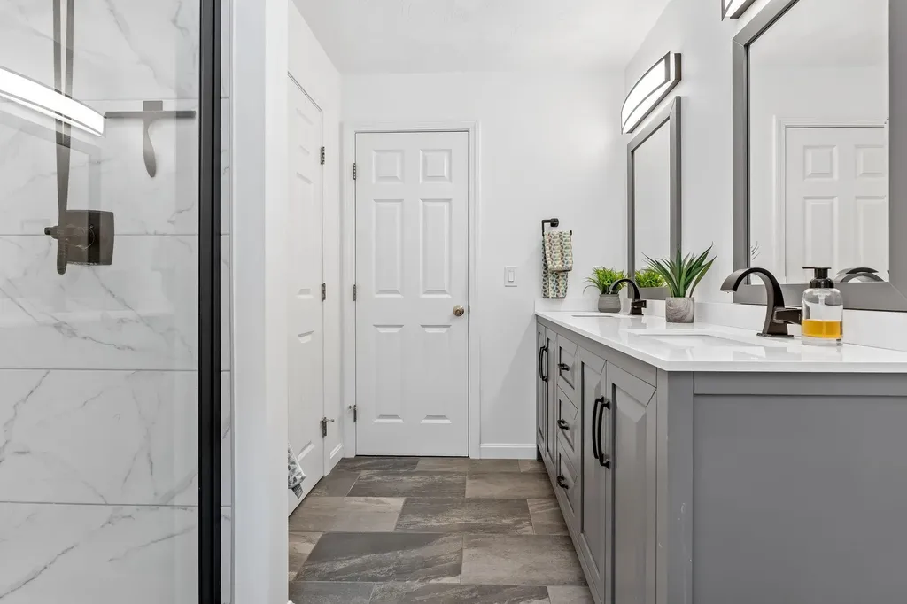 150 Kendall Pond Road Windham NH 03087