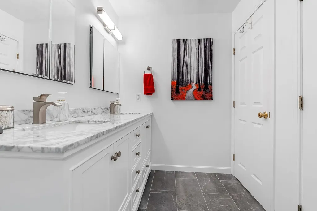 150 Kendall Pond Road Windham NH 03087