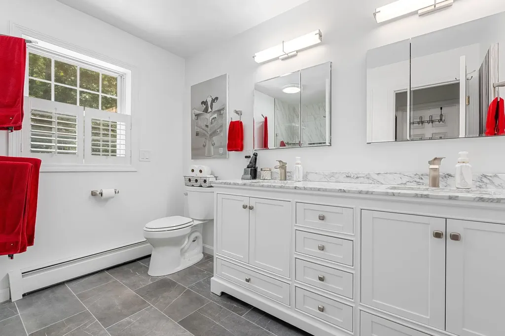 150 Kendall Pond Road Windham NH 03087