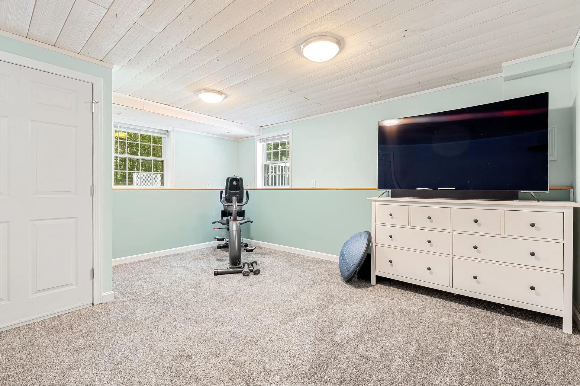 150 Kendall Pond Road Windham NH 03087