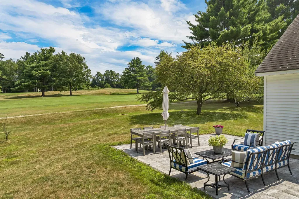 7 Edgewood Terrace Wolfeboro NH 03894