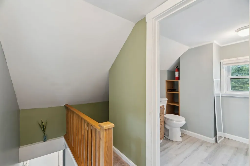 31 Pillsbury Street Enfield NH 03748