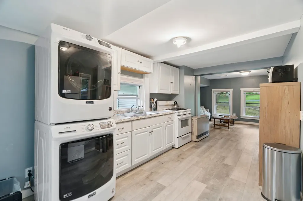 31 Pillsbury Street Enfield NH 03748