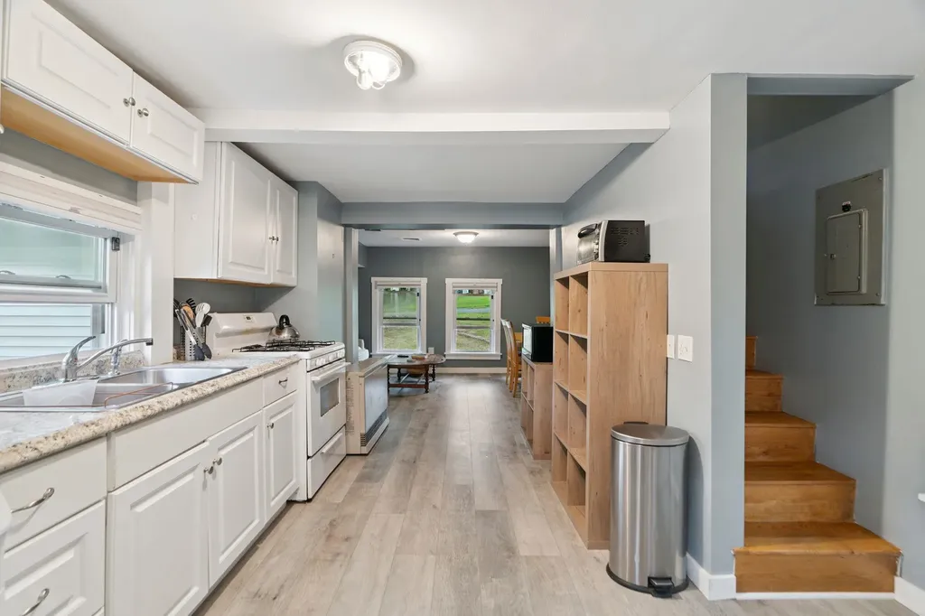 31 Pillsbury Street Enfield NH 03748