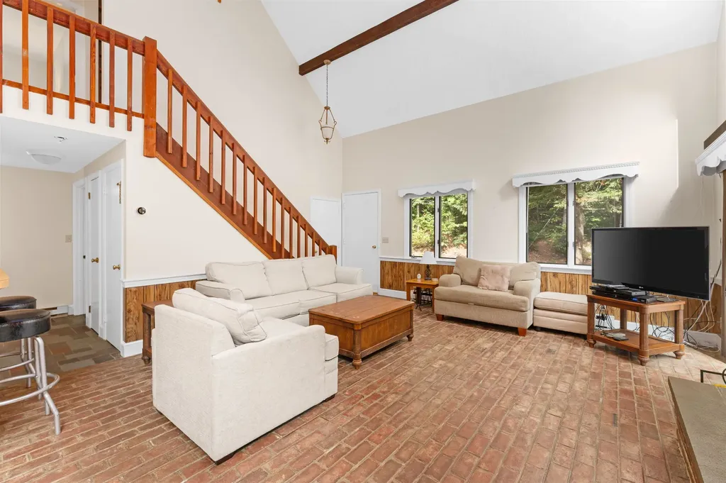 2 Biasca Place Madison NH 03849