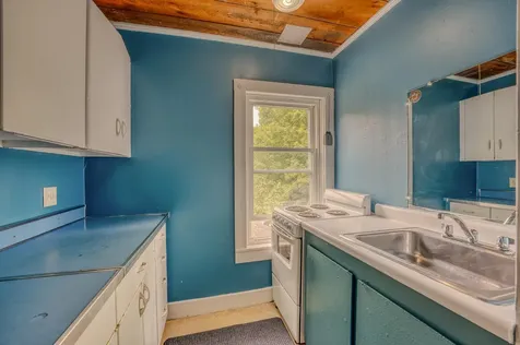 407 Route 3 N Carroll NH 03595