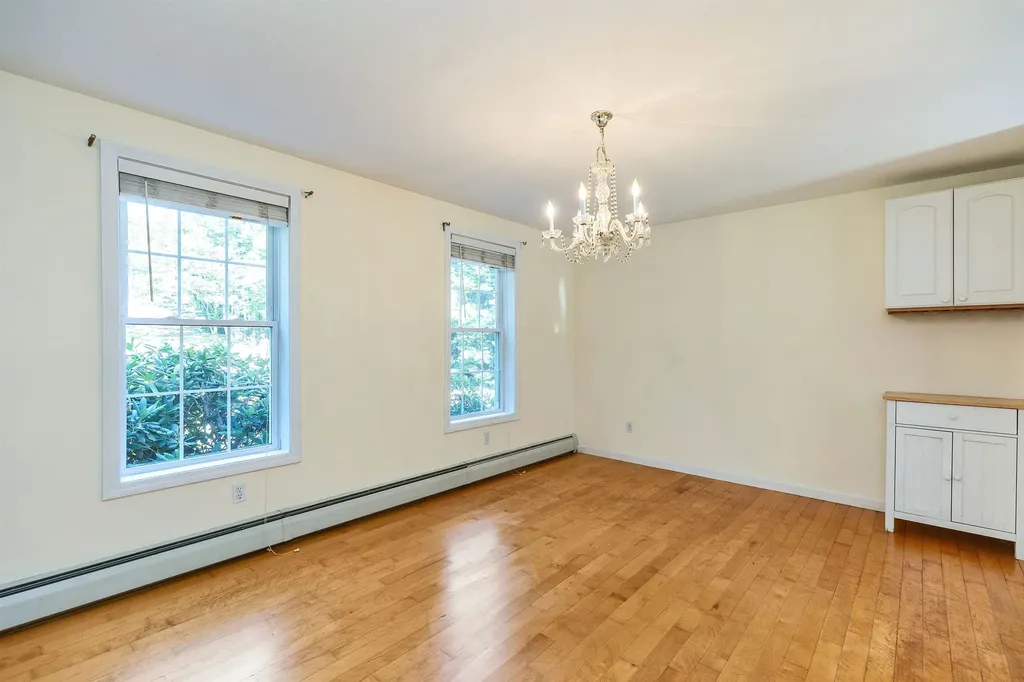 15 Foxberry Drive New Boston NH 03070