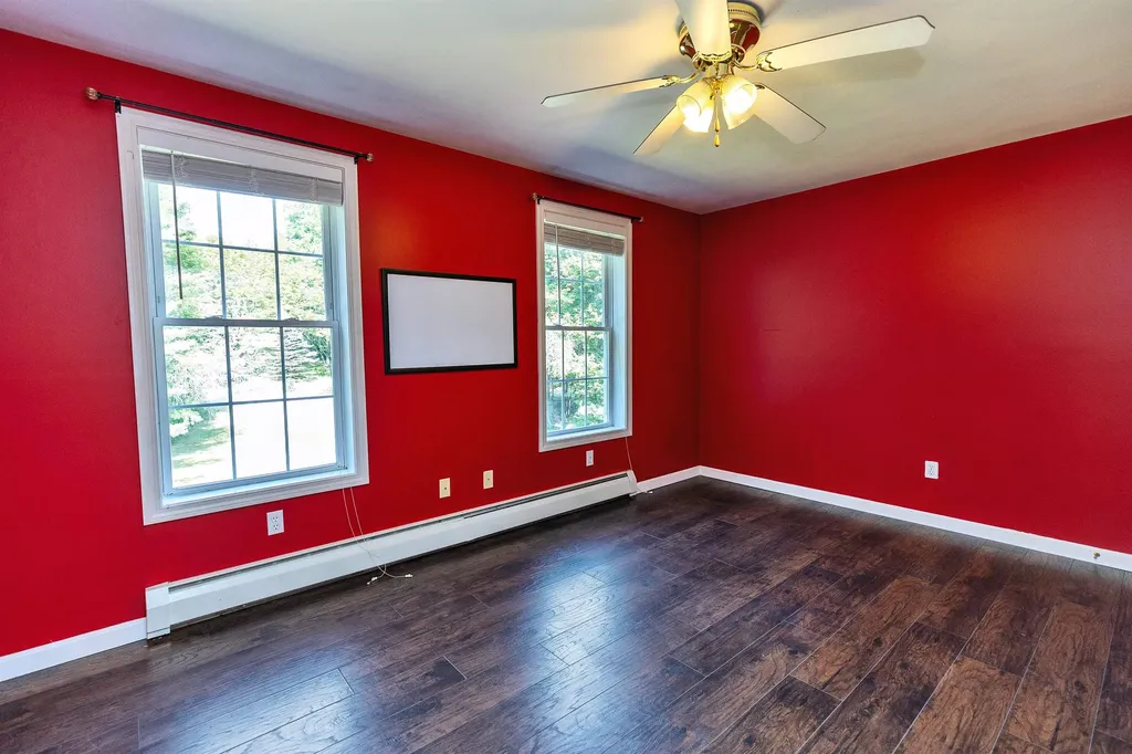 15 Foxberry Drive New Boston NH 03070