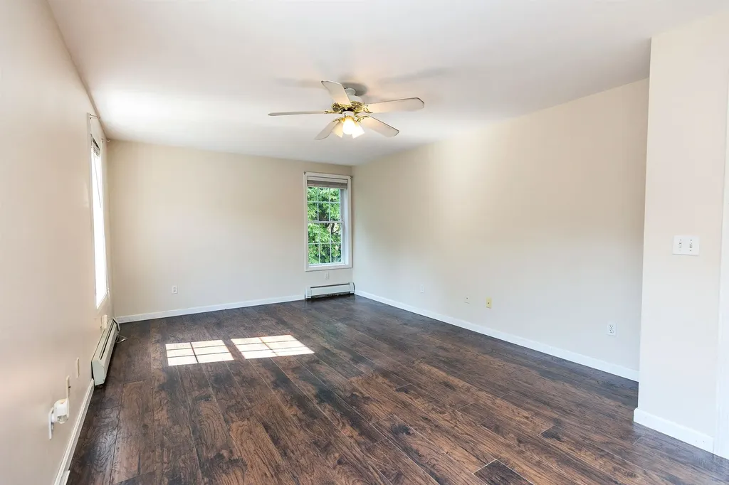 15 Foxberry Drive New Boston NH 03070