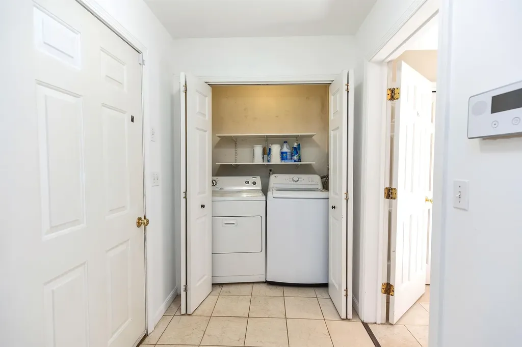 15 Foxberry Drive New Boston NH 03070