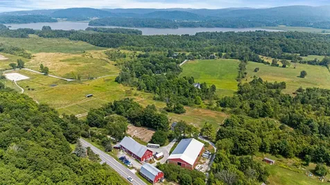 6493 Dorset Street Shelburne VT 05482-7096