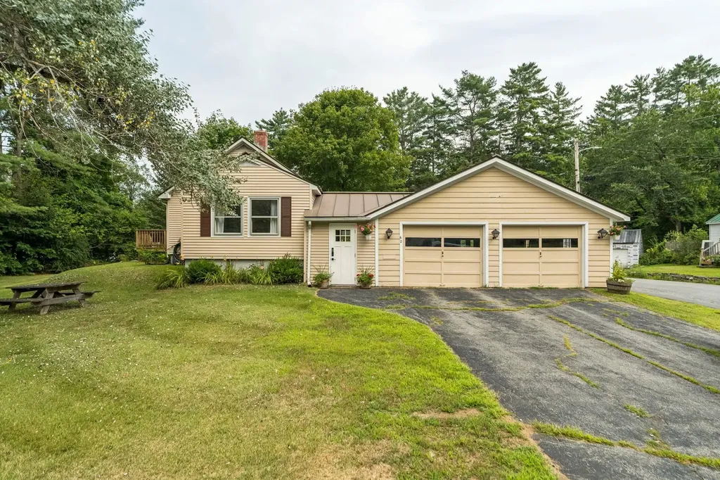 62 Circle Drive Chester VT 05143