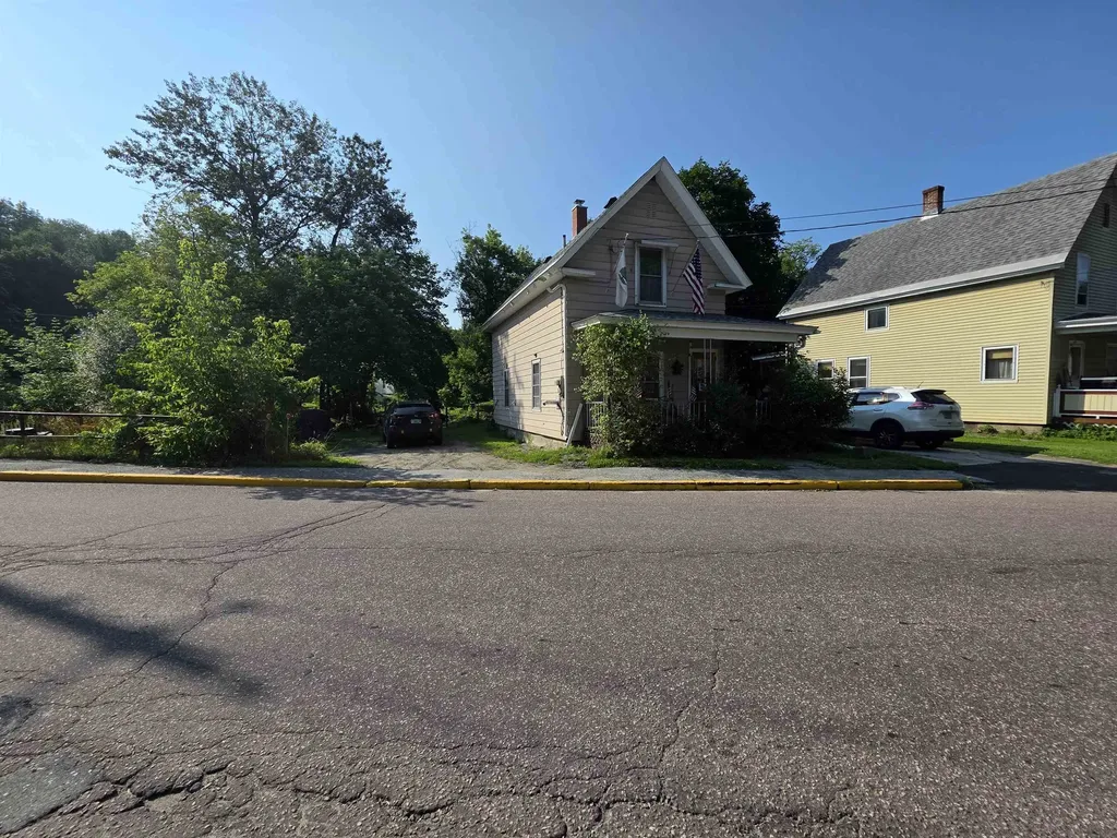 105 Brook Street Barre City VT 05641