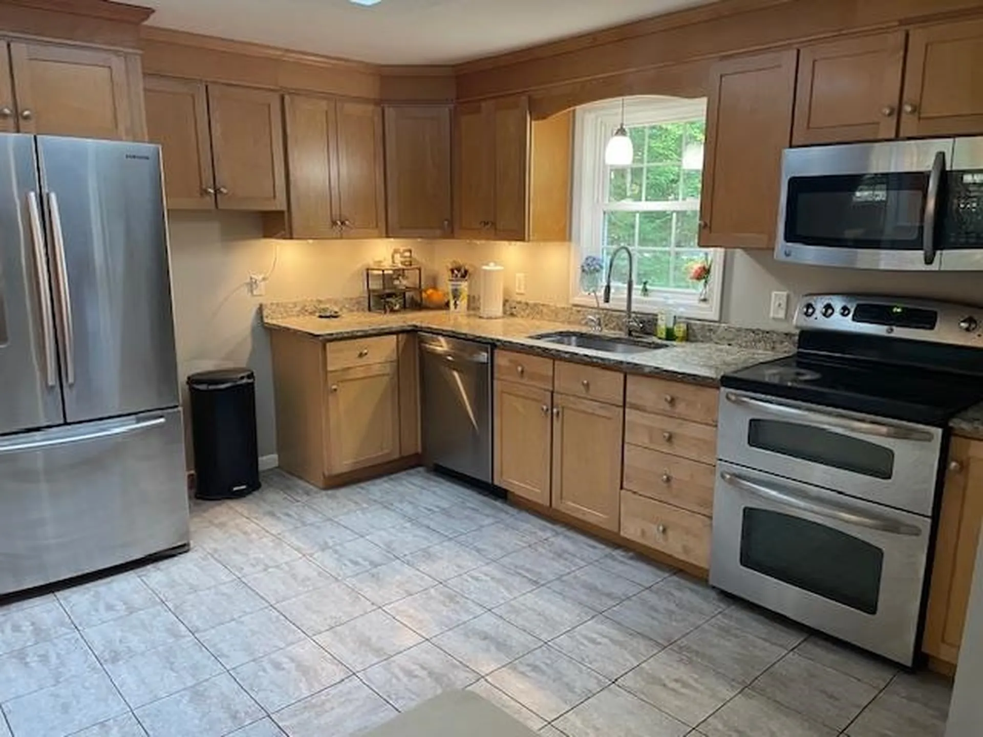 7 Miles Road Amherst NH 03031