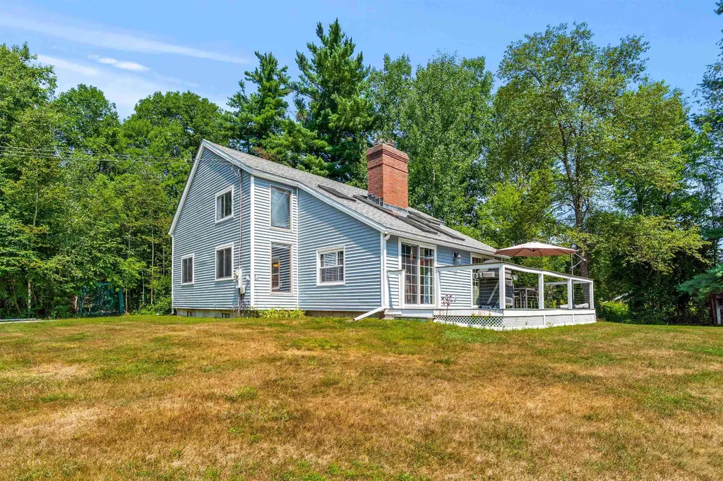20 View Road Weare NH 03281
