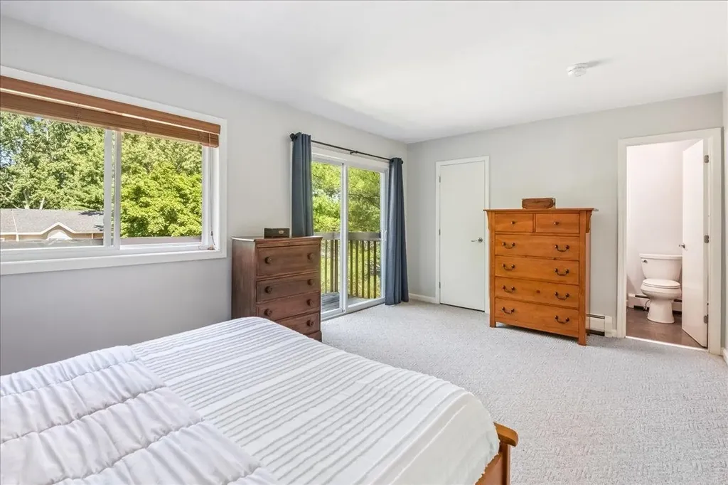 M8 Stonehedge Drive South Burlington VT 05403