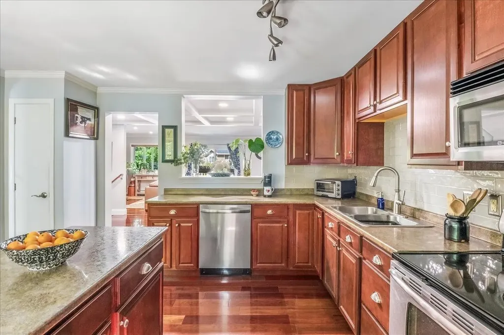 M8 Stonehedge Drive South Burlington VT 05403