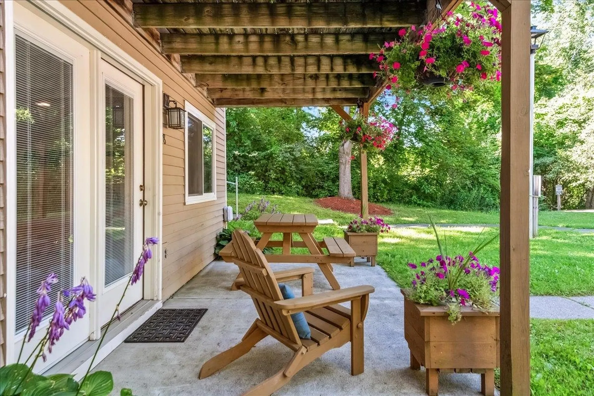 M8 Stonehedge Drive South Burlington VT 05403