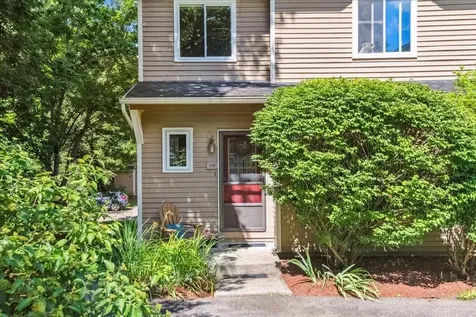 M8 Stonehedge Drive South Burlington VT 05403