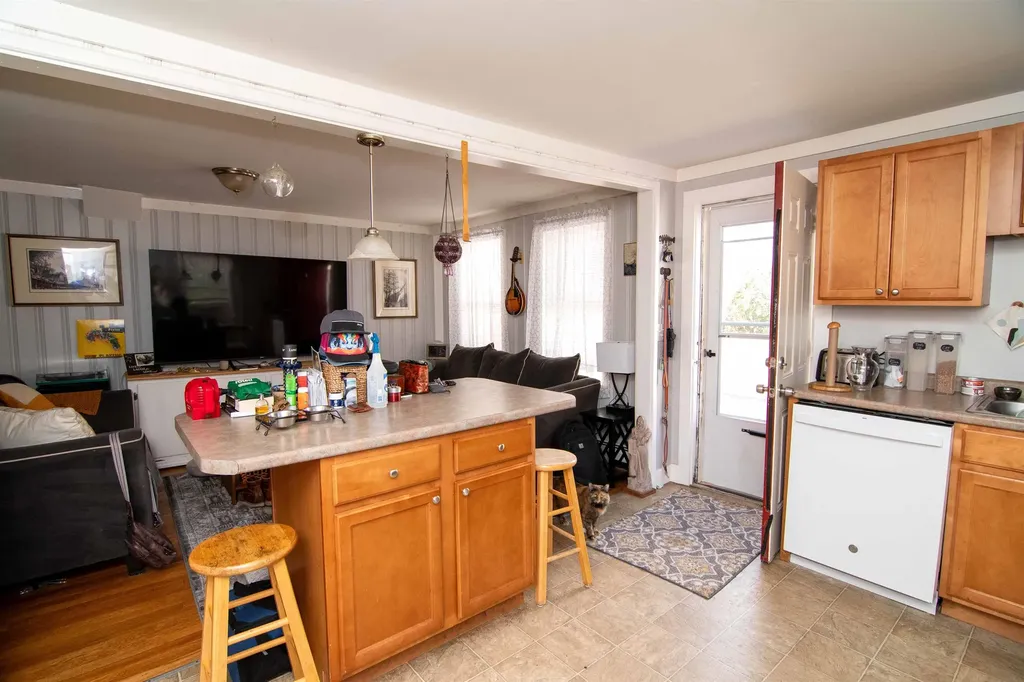 24-26 Highland Street Somersworth NH 03878