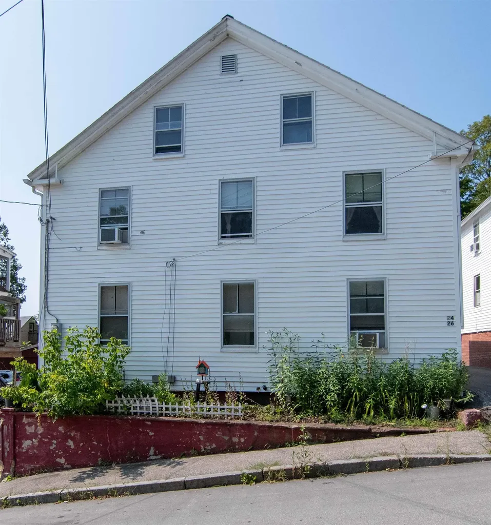 24-26 Highland Street Somersworth NH 03878