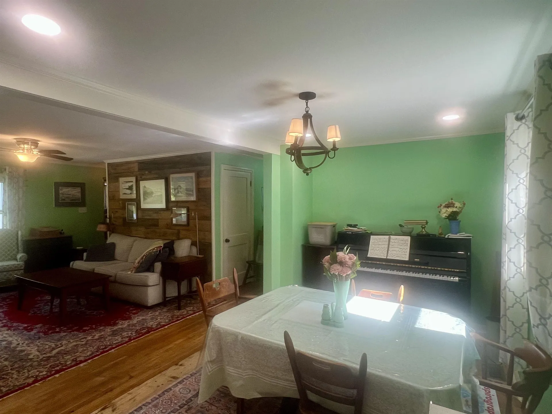 241 Calef Highway Lee NH 03861