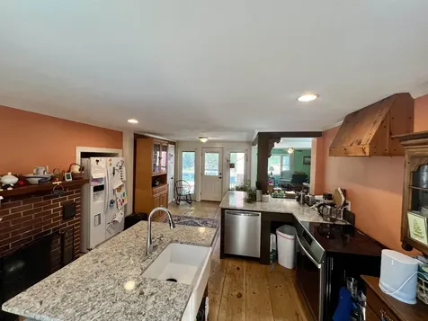 241 Calef Highway Lee NH 03861