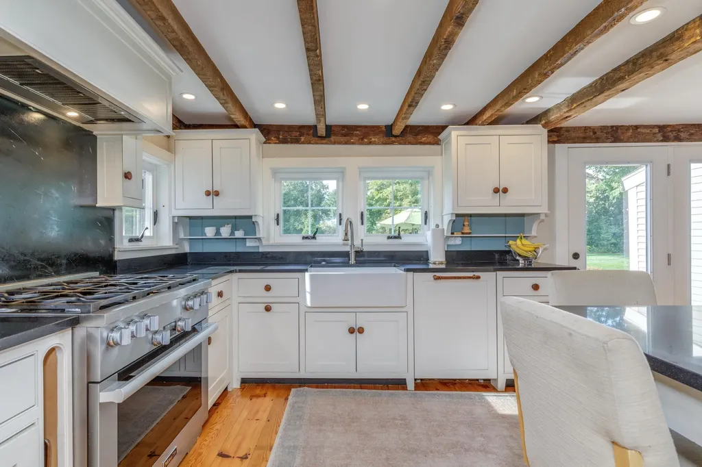 61 Mountain Road Concord NH 03301